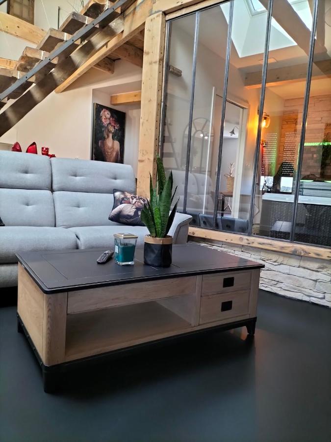 L'idyle loft érotique détente Callac Extérieur photo